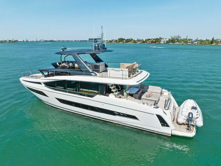 Infinity Yacht Photos Pics Profile