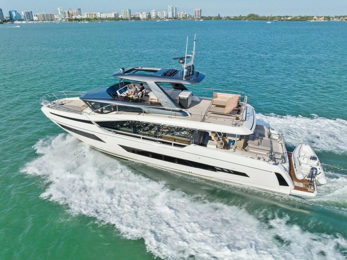 2021 Prestige 70 