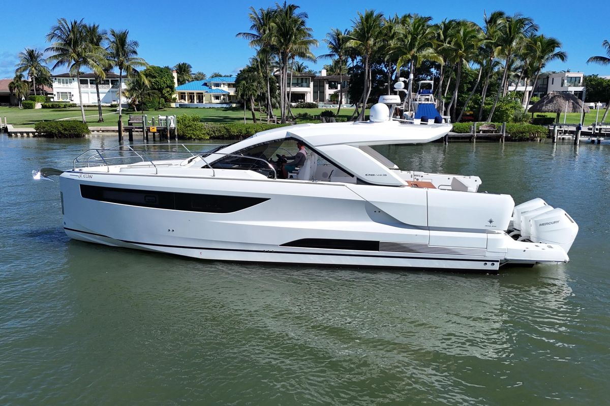 2024 Jeanneau 43 