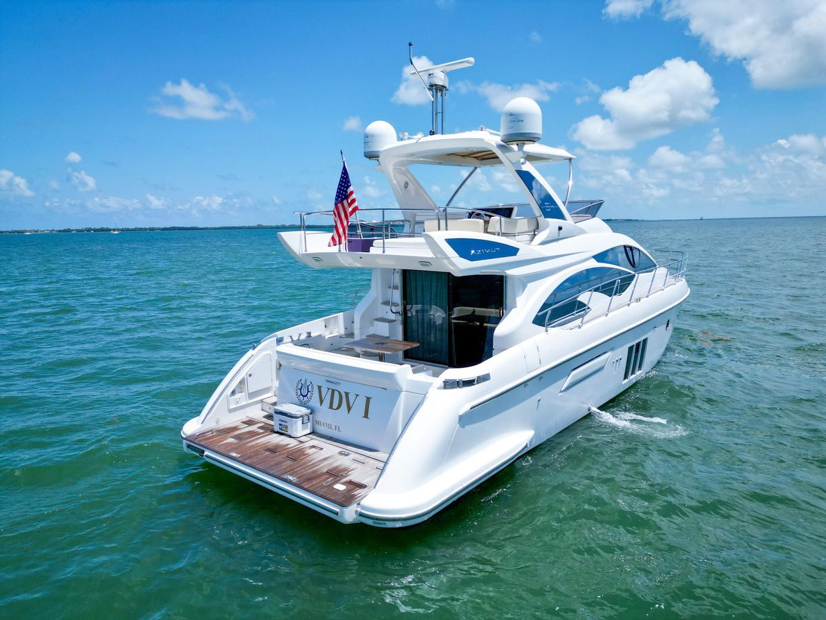 2015 Azimut 54 