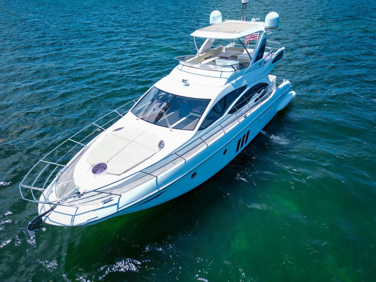 2015 Azimut 54 