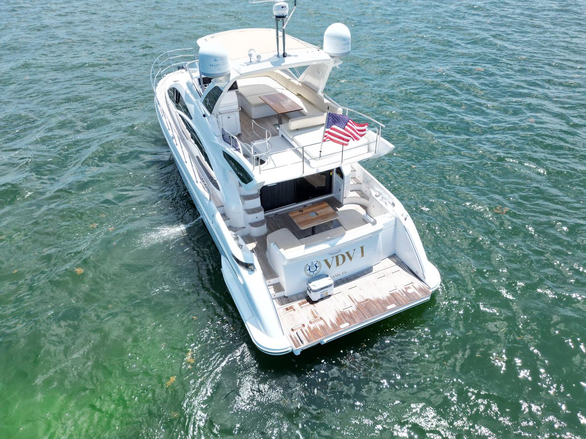 2015 Azimut 54 