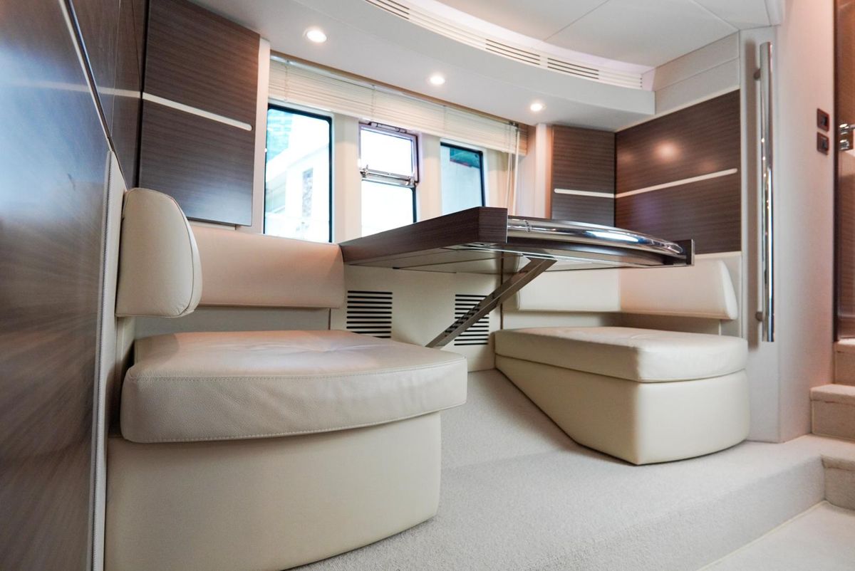 2015 Azimut 54 