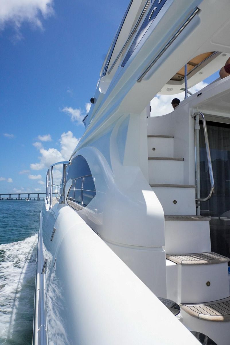 2015 Azimut 54 