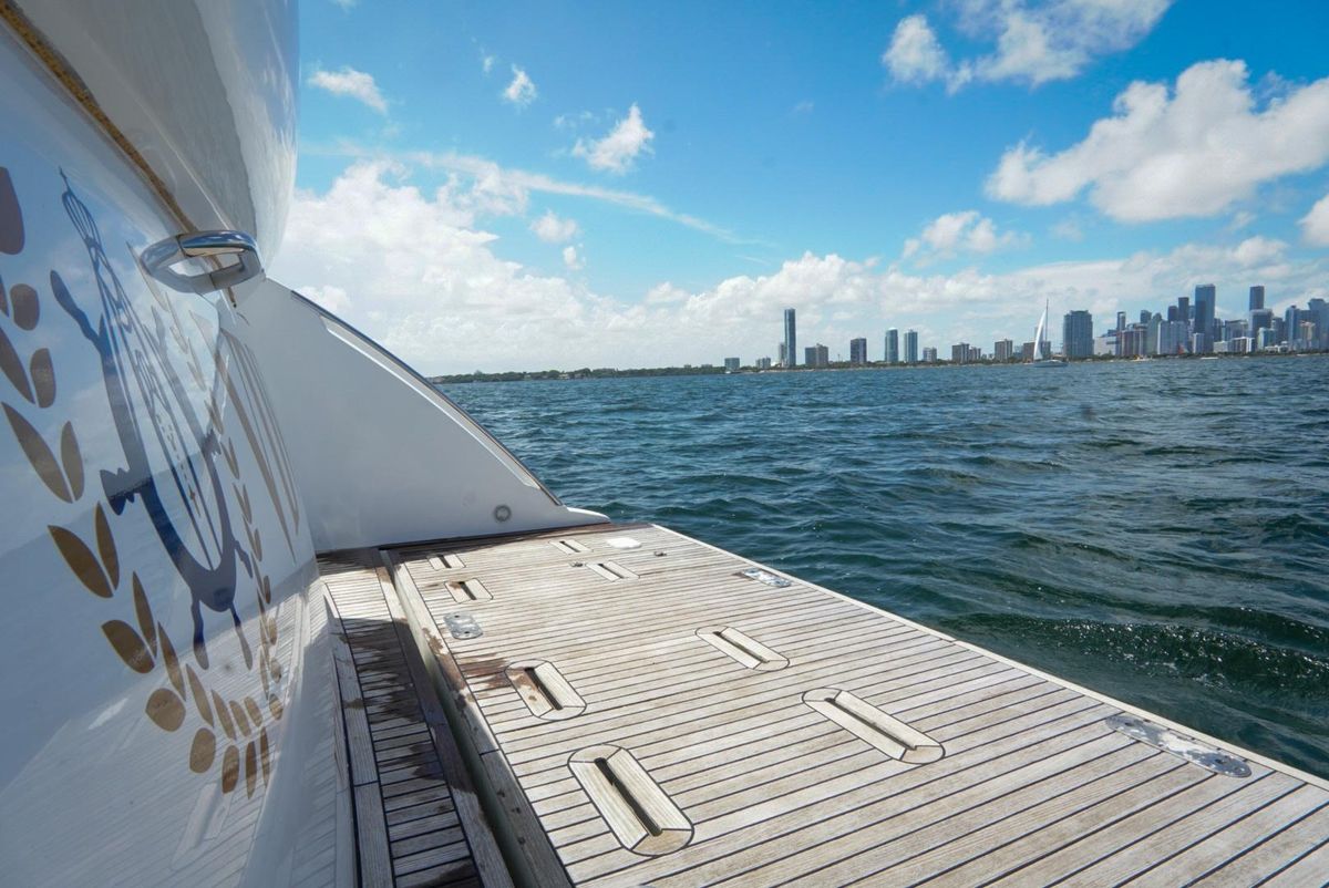 2015 Azimut 54 