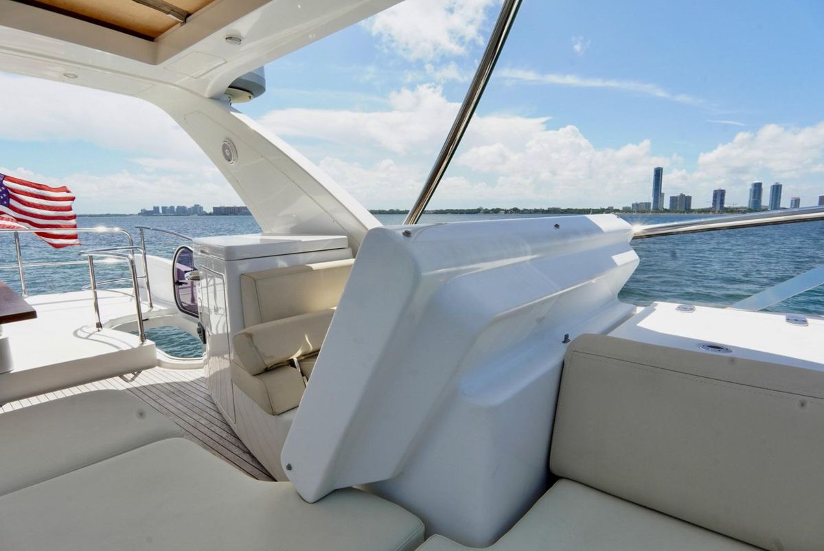 2015 Azimut 54 