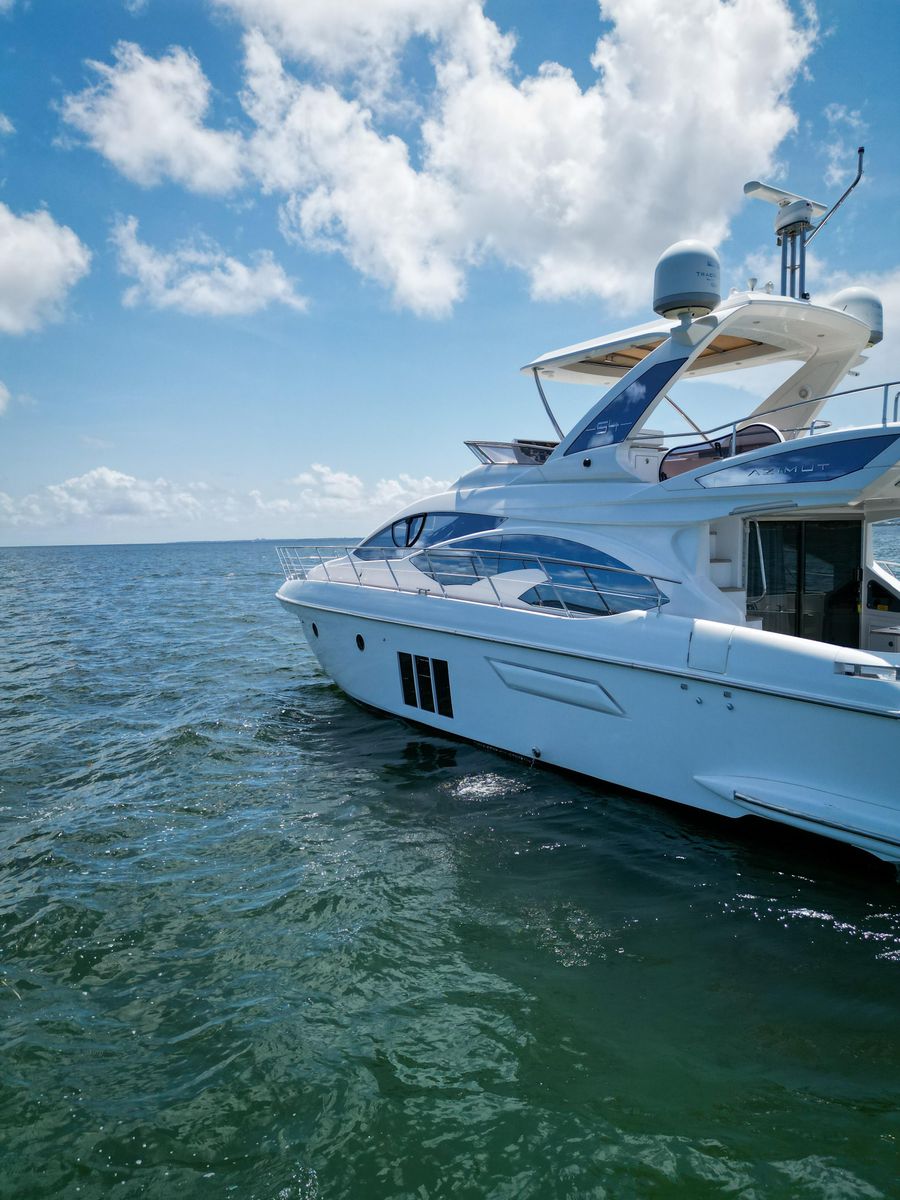2015 Azimut 54 