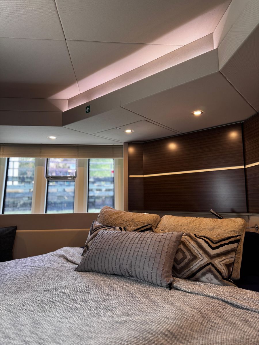 2015 Azimut 54 