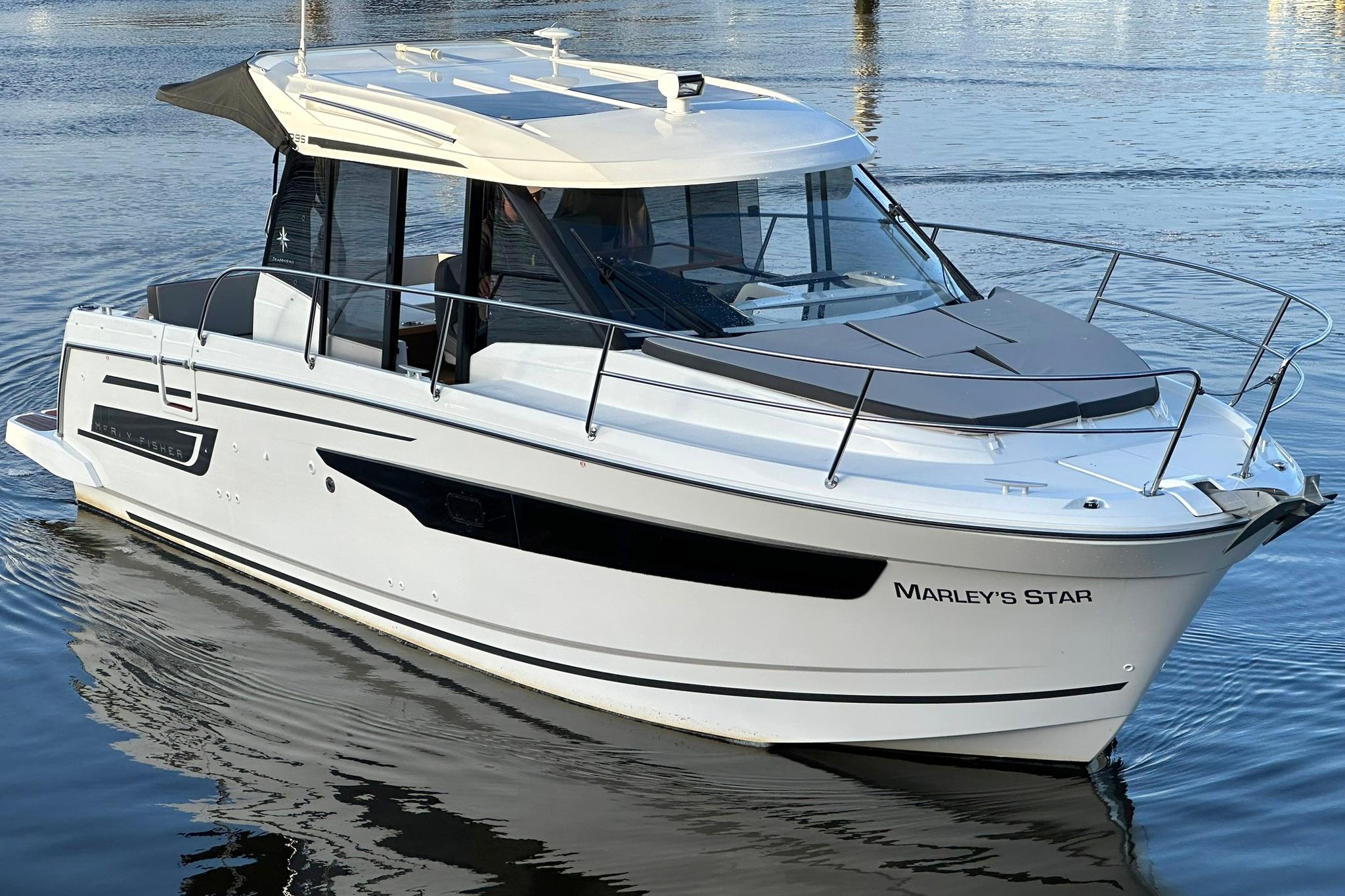 2020 Jeanneau Merry Fisher 895 Offshore