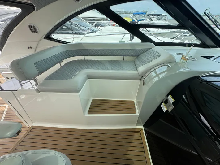  Yacht Photos Pics Luxurious seating area on 2013 Sea Ray 470 Sundancer yacht with elegant design.