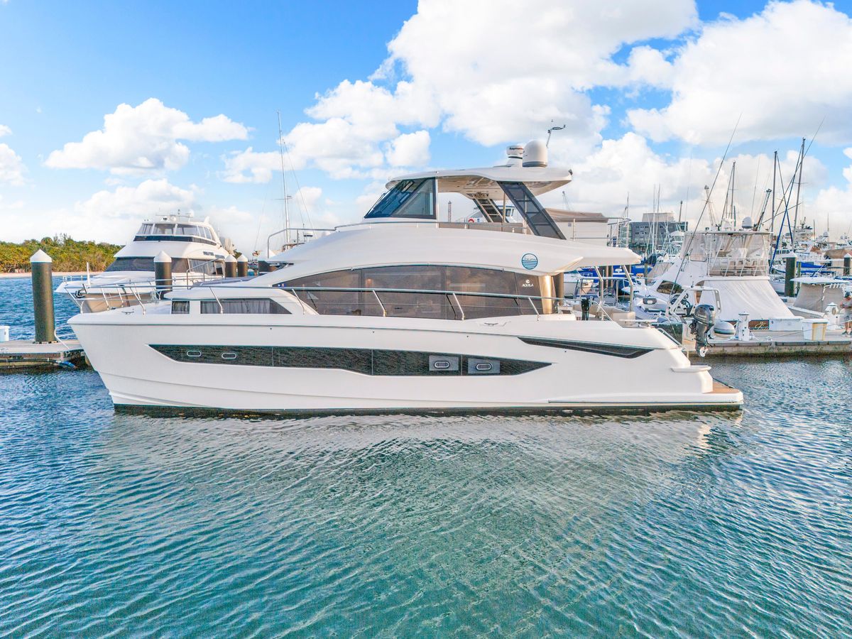 2023 Aquila 54 