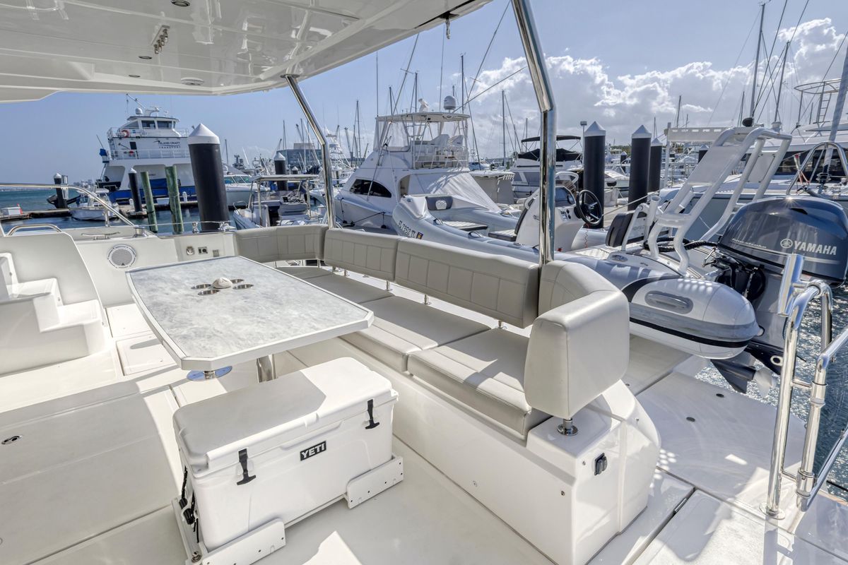 2023 Aquila 54 