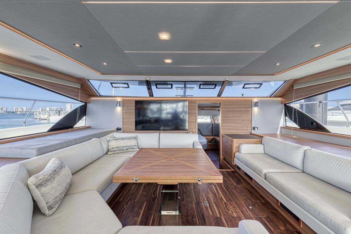 2023 Aquila 54 