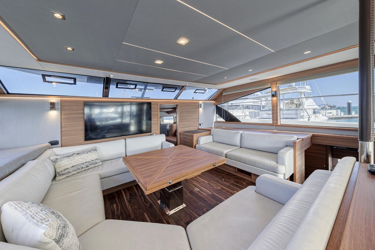 2023 Aquila 54 