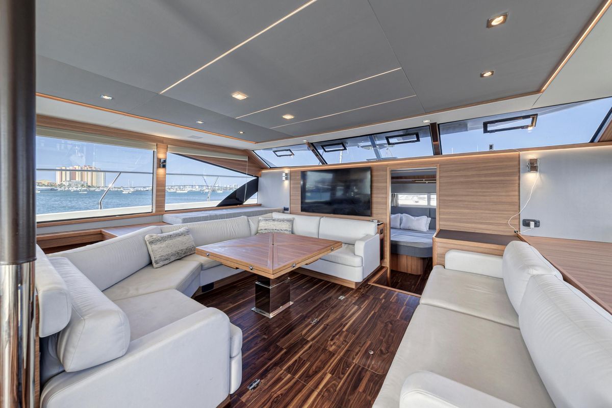 2023 Aquila 54 