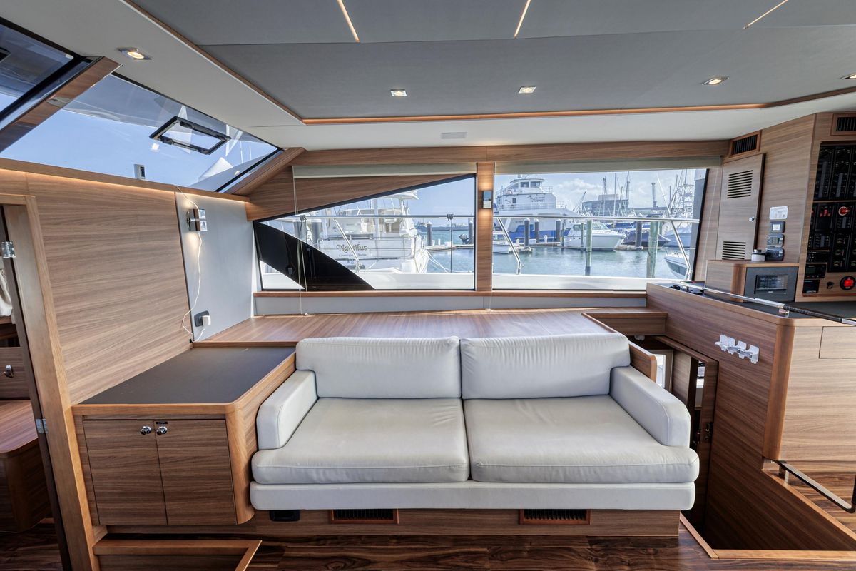 2023 Aquila 54 