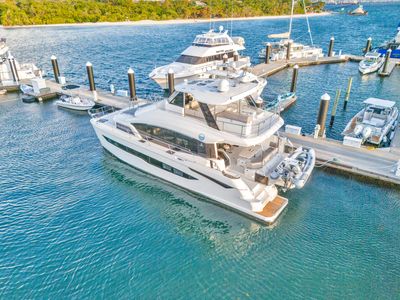 Yacht