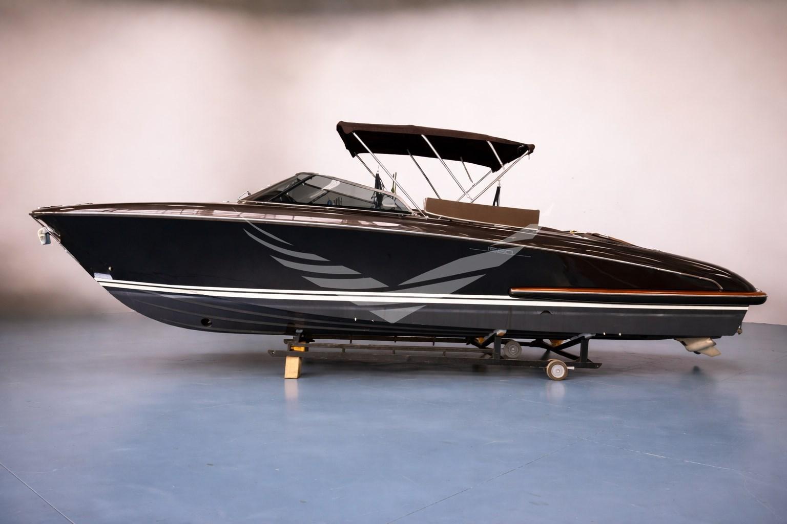 Riva 27 Iseo