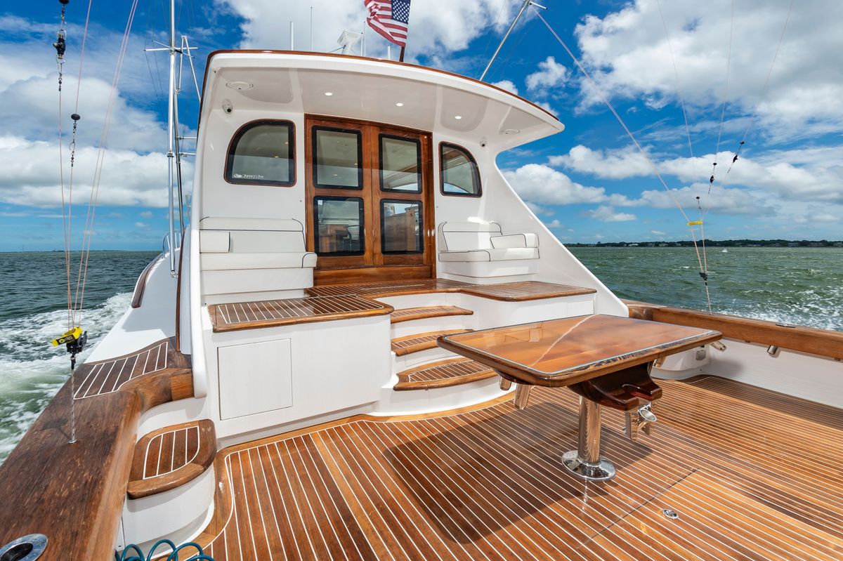 2019 Jarrett Bay 67 