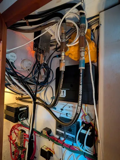 Monarch Yacht Photos Pics 