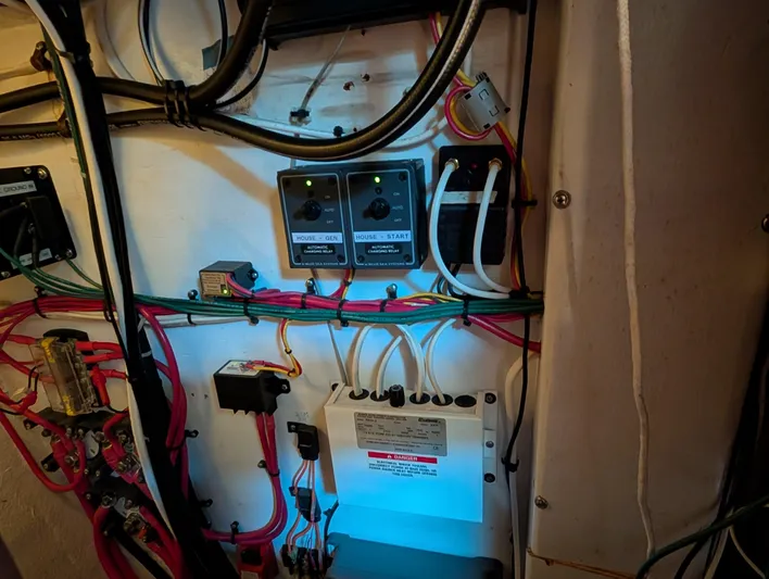 Monarch Yacht Photos Pics 