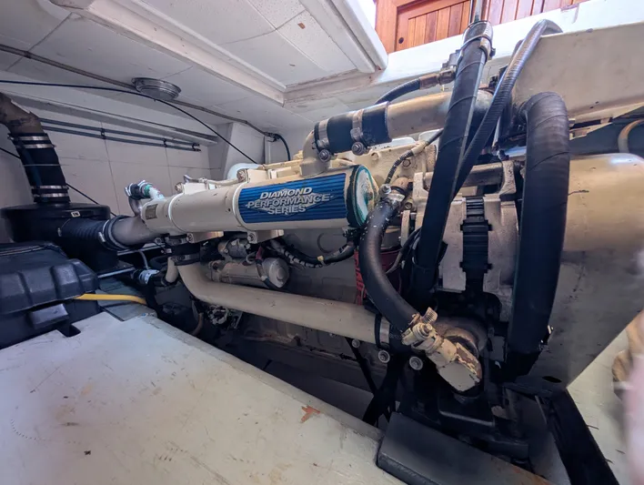 Monarch Yacht Photos Pics 