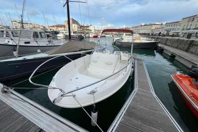 2005 Beneteau Flyer 550 Open