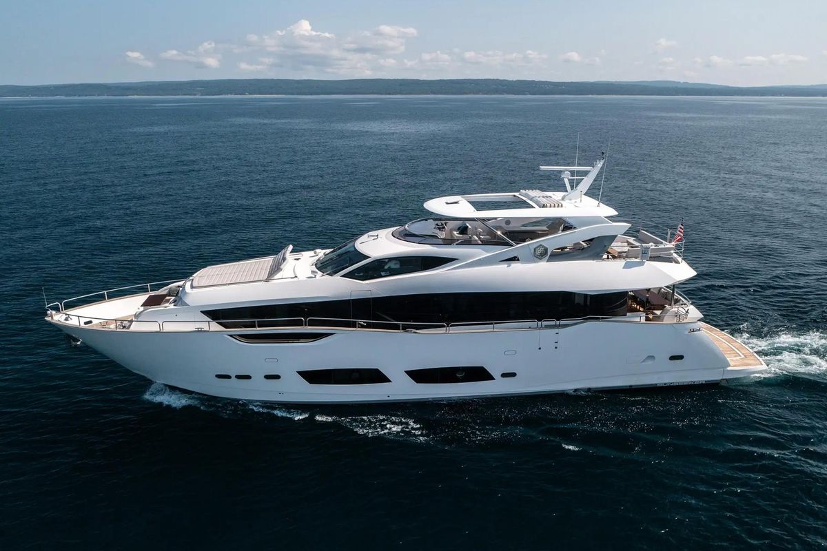2019 Sunseeker 95 
