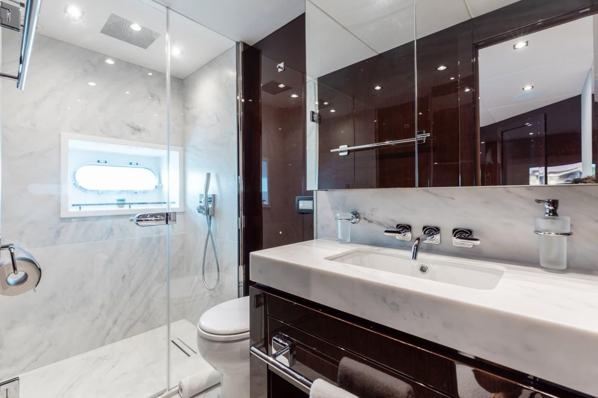 2018 Sunseeker 95 