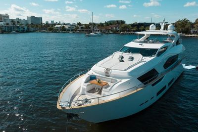 Yacht