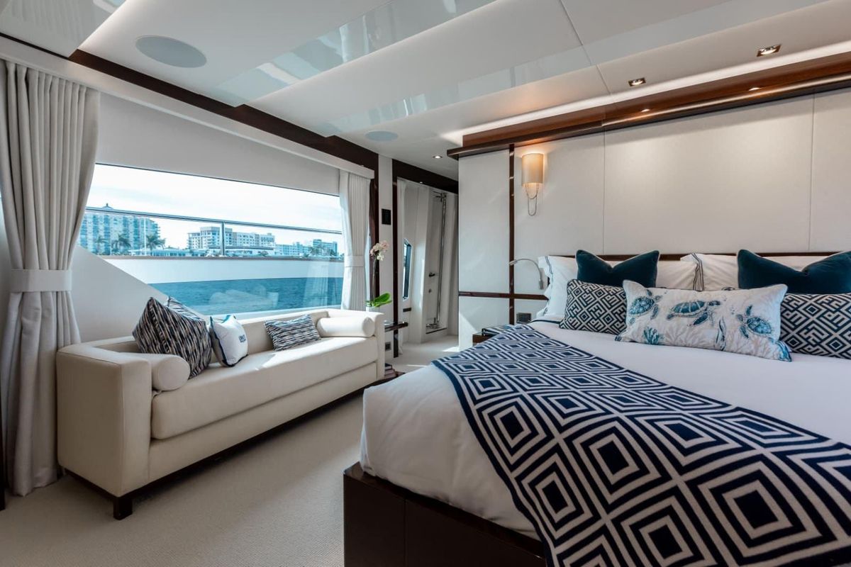 2018 Sunseeker 95 