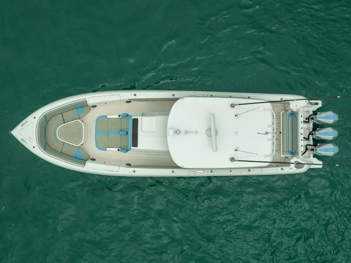 Swell Time Yacht Photos Pics 