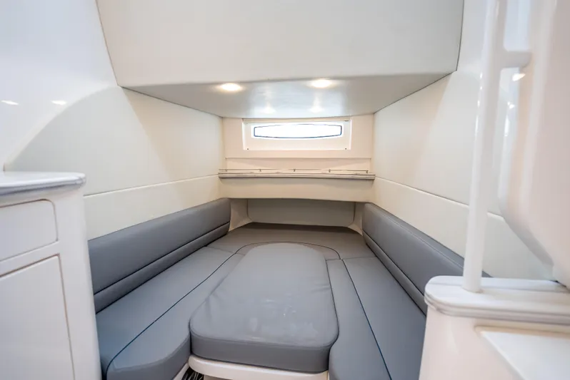 Swell Time Yacht Photos Pics 