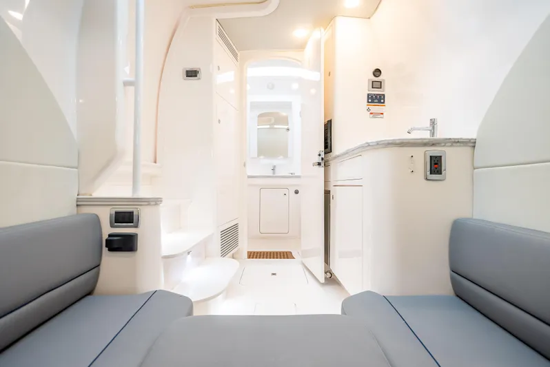 Swell Time Yacht Photos Pics 