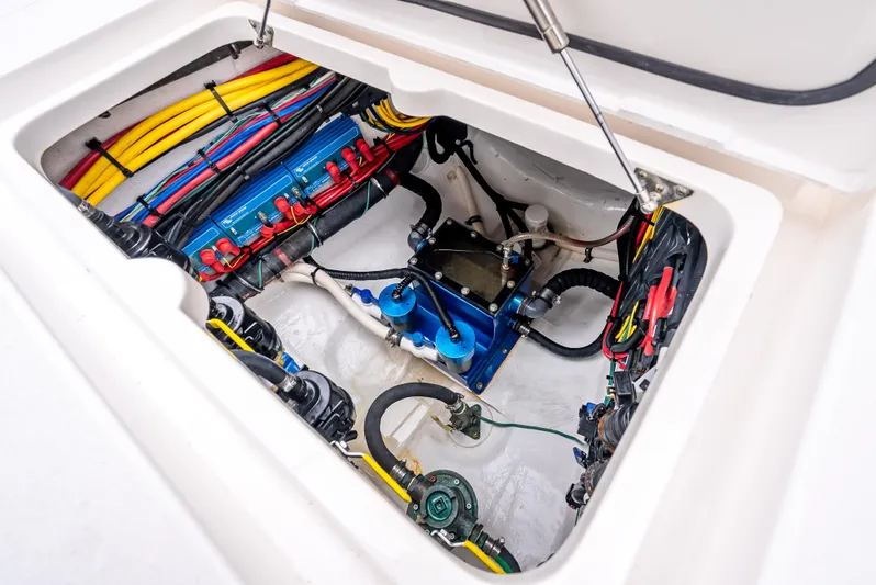 Swell Time Yacht Photos Pics 