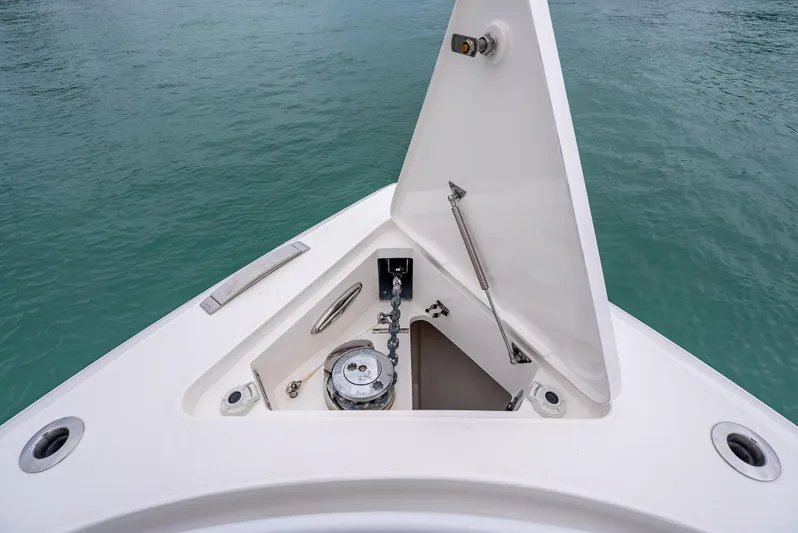 Swell Time Yacht Photos Pics 