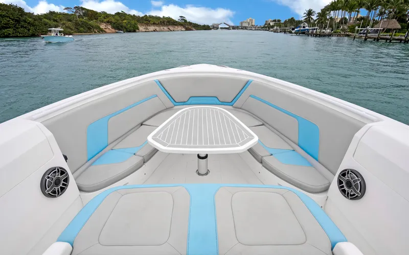 Swell Time Yacht Photos Pics 