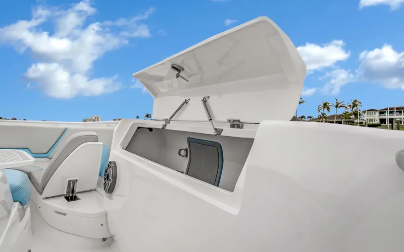 Swell Time Yacht Photos Pics 