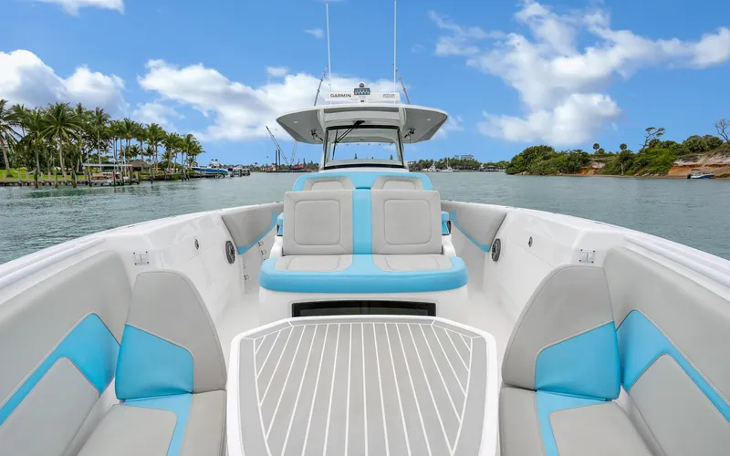 Swell Time Yacht Photos Pics 