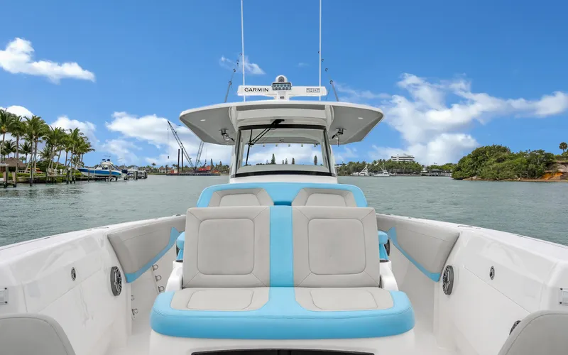 Swell Time Yacht Photos Pics 