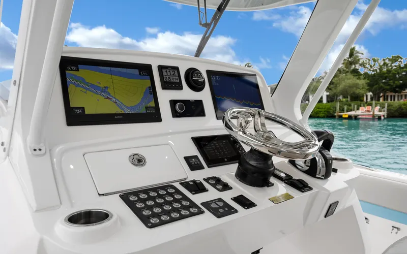 Swell Time Yacht Photos Pics 