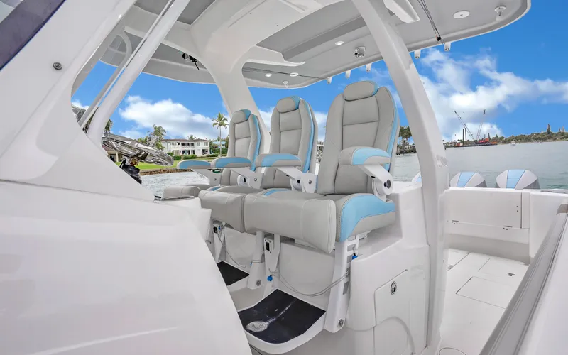 Swell Time Yacht Photos Pics 