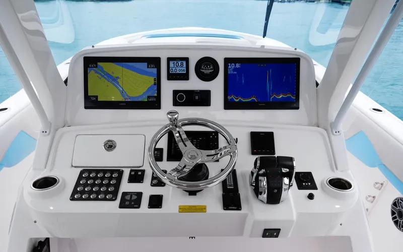 Swell Time Yacht Photos Pics 