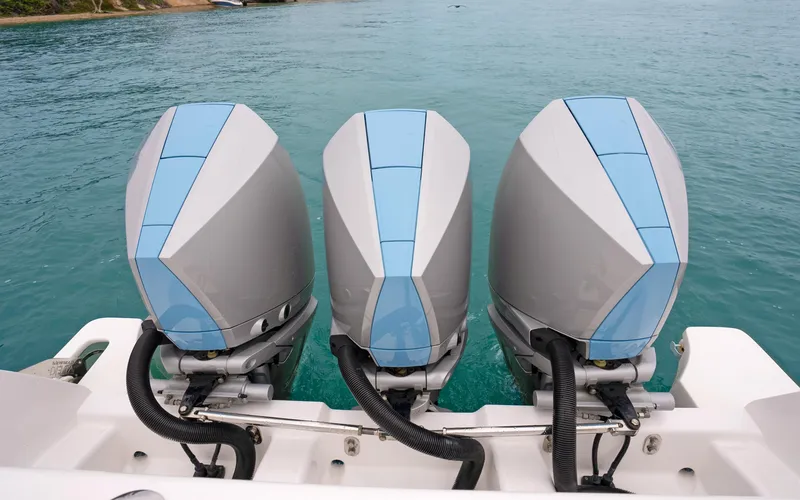 Swell Time Yacht Photos Pics 