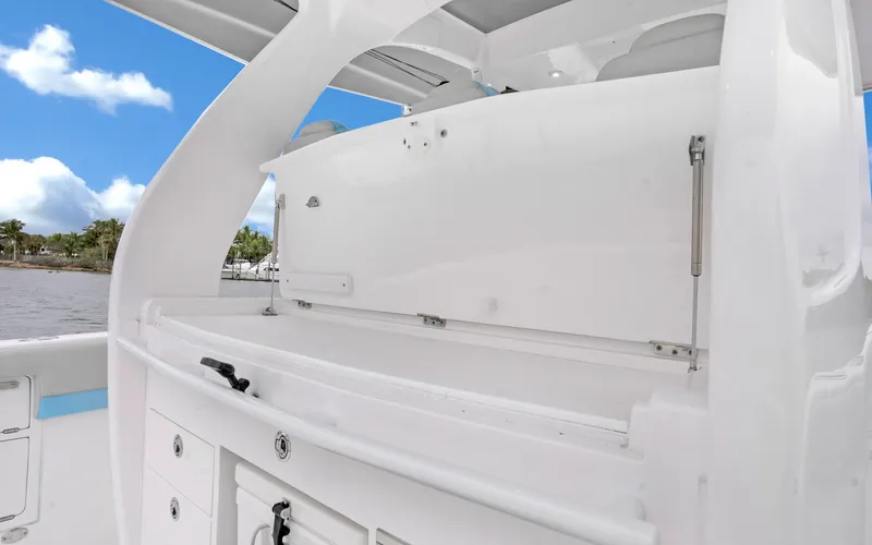 Swell Time Yacht Photos Pics 