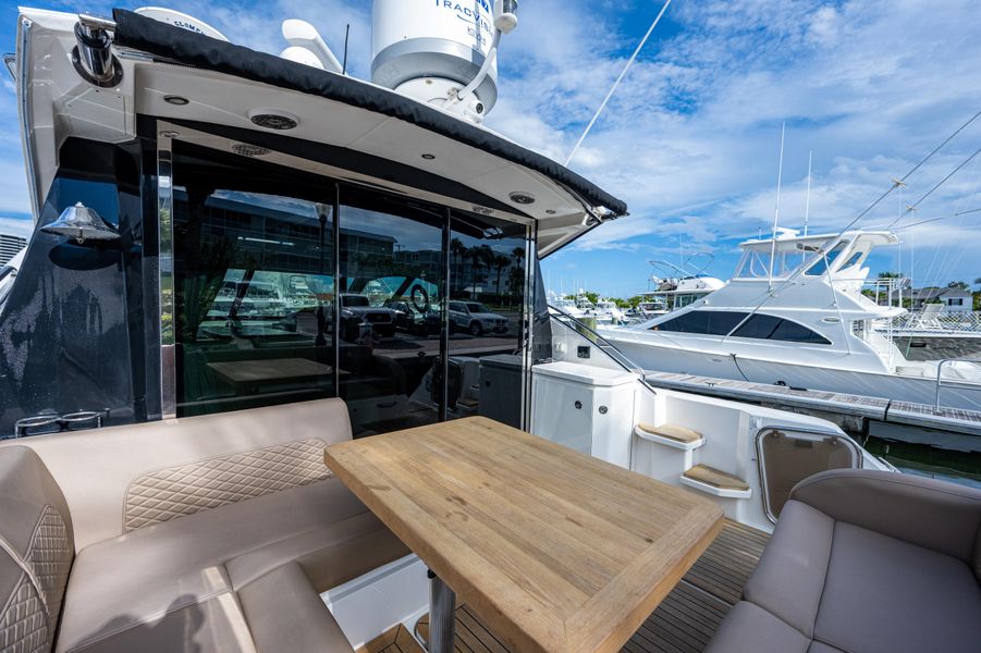 2018 Sea Ray Sundancer