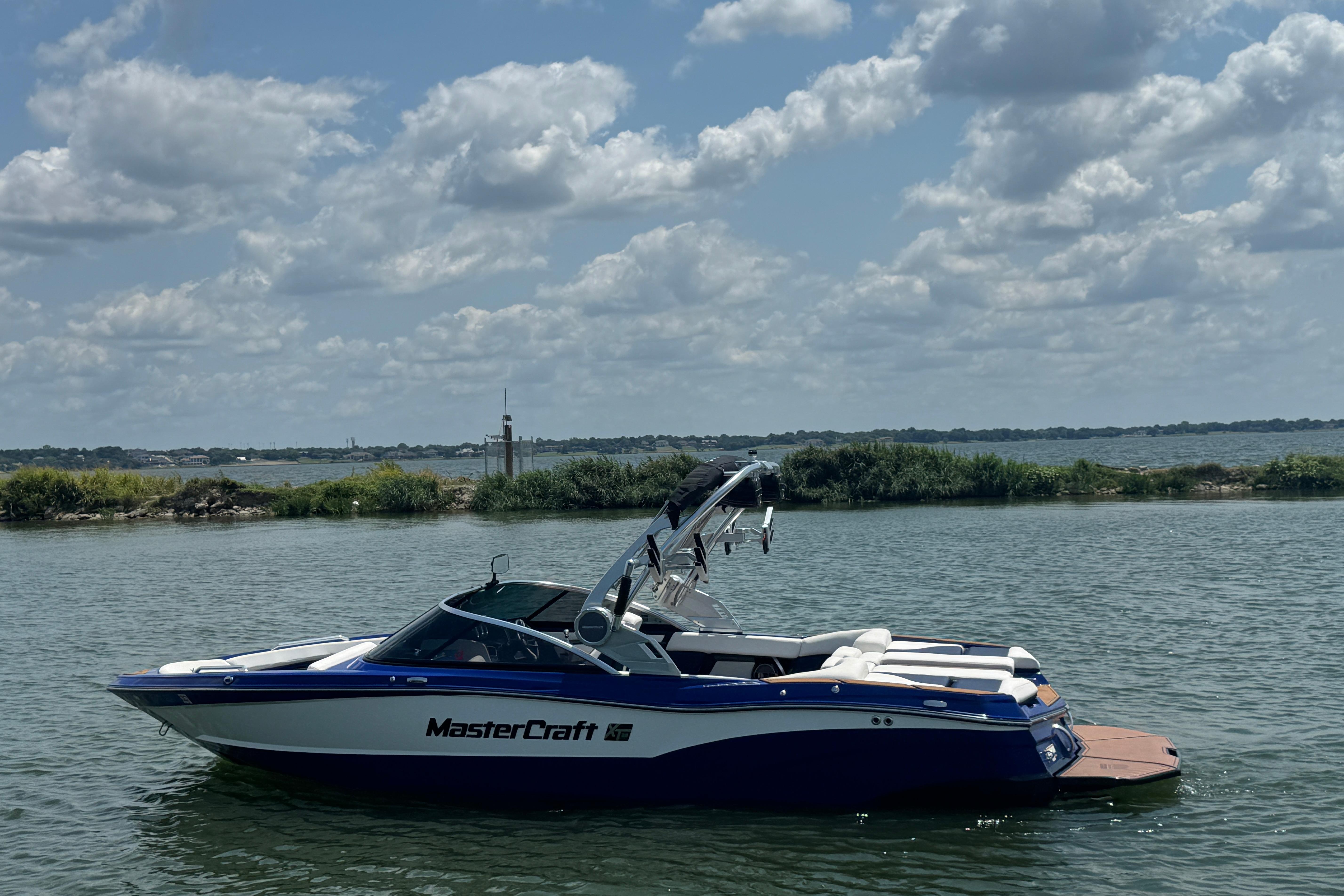 MasterCraft XT23