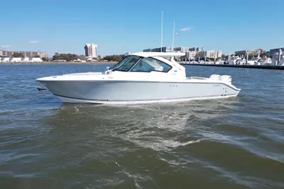 Pursuit DC 326 Dual Console