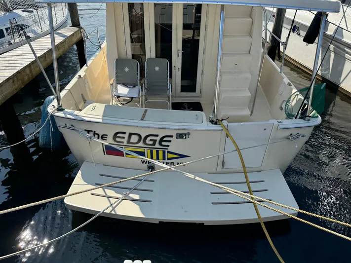 The Edge Yacht Photos Pics 