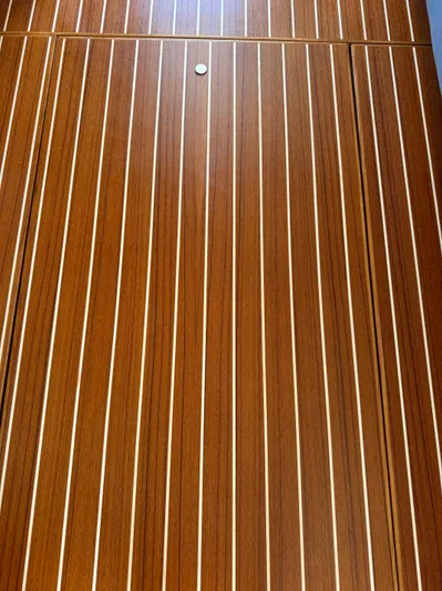 The Edge Yacht Photos Pics 